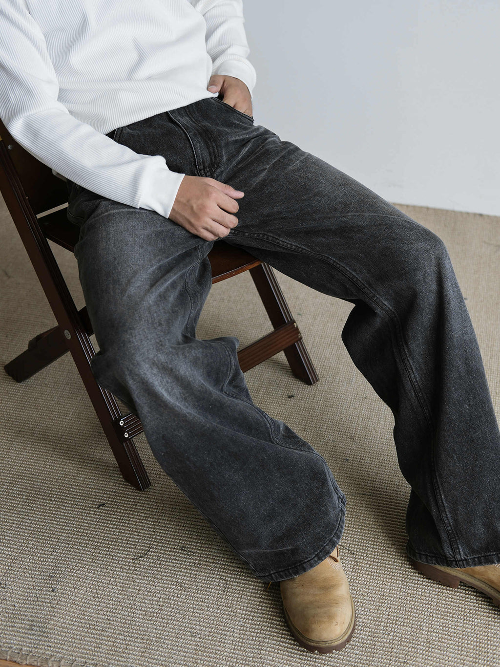 Men’s Straight-Leg Retro Black Washed Jeans | Casual Streetwear Denim